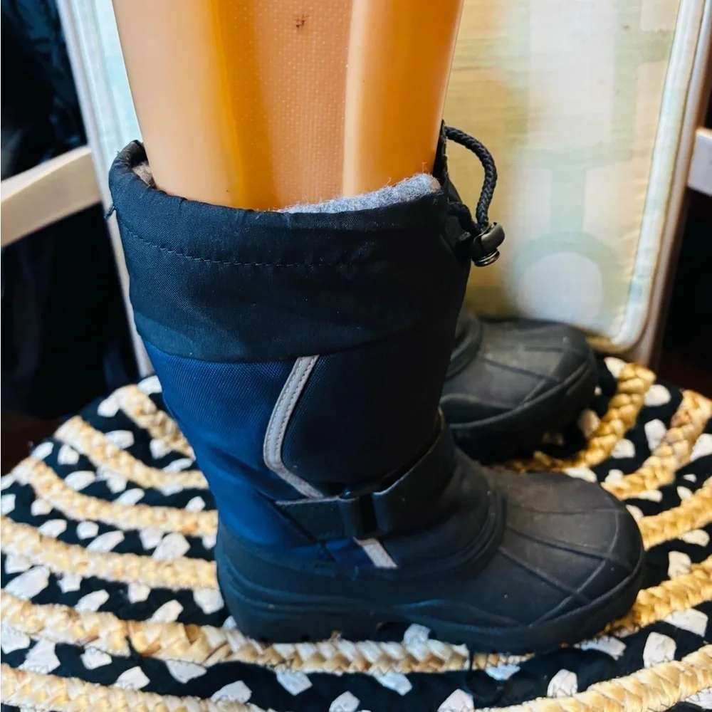 L.L. Bean Kids Black Snow Boots